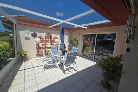 Condo in Bradenton, Florida, 2 bedrooms № 2236386 - photo 21
