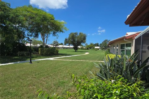 Condo in Bradenton, Florida, 2 bedrooms № 2236386 - photo 6