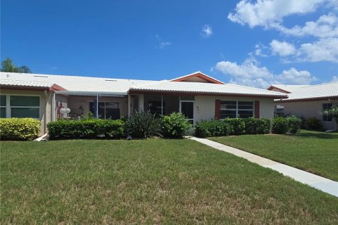Condo in Bradenton, Florida, 2 bedrooms № 2236386 - photo 5