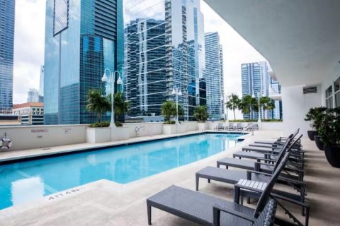 Condominio en venta en Miami, Florida, 2 dormitorios, 75.99 m2 № 2008067 - foto 16