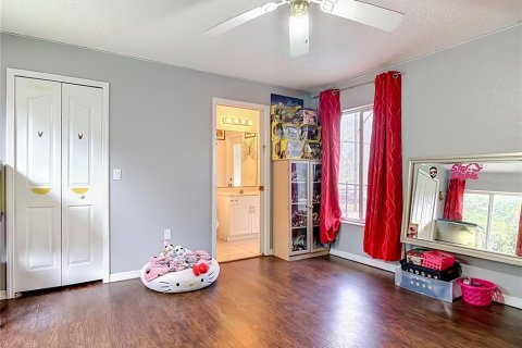 Casa en venta en Deltona, Florida, 4 dormitorios, 209.77 m2 № 2312436 - foto 26