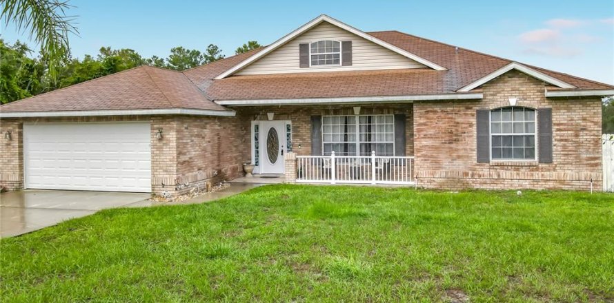 Casa en Deltona, Florida 4 dormitorios, 209.77 m2 № 2312436