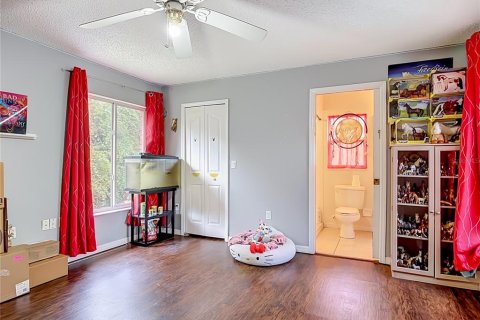 Casa en venta en Deltona, Florida, 4 dormitorios, 209.77 m2 № 2312436 - foto 25