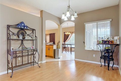 Casa en venta en Deltona, Florida, 4 dormitorios, 209.77 m2 № 2312436 - foto 8