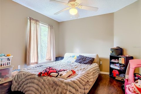 Casa en venta en Deltona, Florida, 4 dormitorios, 209.77 m2 № 2312436 - foto 30