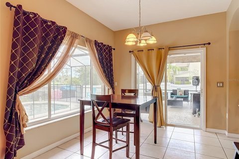 Casa en venta en Deltona, Florida, 4 dormitorios, 209.77 m2 № 2312436 - foto 20