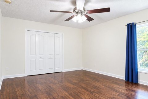 Casa en venta en Deltona, Florida, 4 dormitorios, 209.77 m2 № 2312436 - foto 29