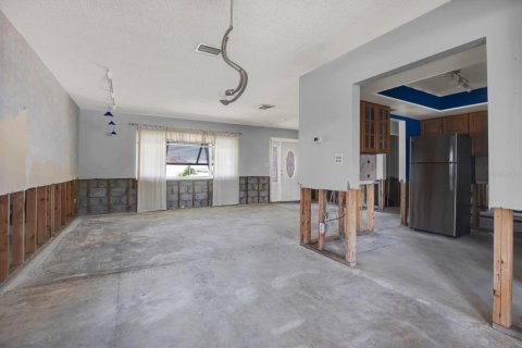 Villa ou maison à vendre à Seminole, Floride: 3 chambres, 165.55 m2 № 1725329 - photo 2