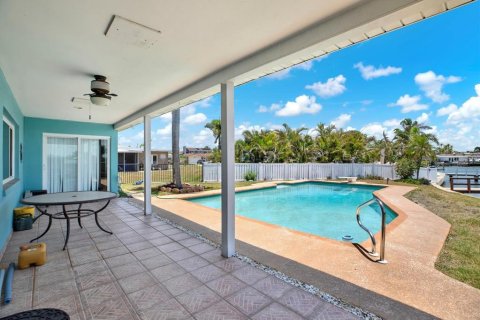 Villa ou maison à vendre à Seminole, Floride: 3 chambres, 165.55 m2 № 1725329 - photo 14