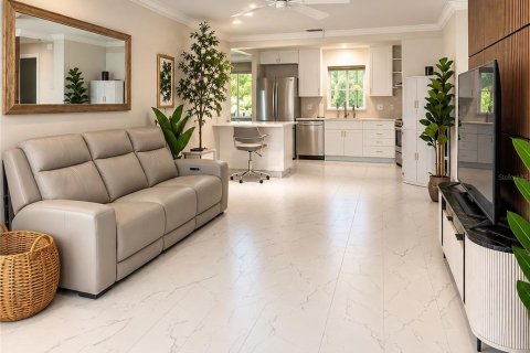 Casa en venta en Sarasota, Florida, 2 dormitorios, 112.04 m2 № 2385897 - foto 5