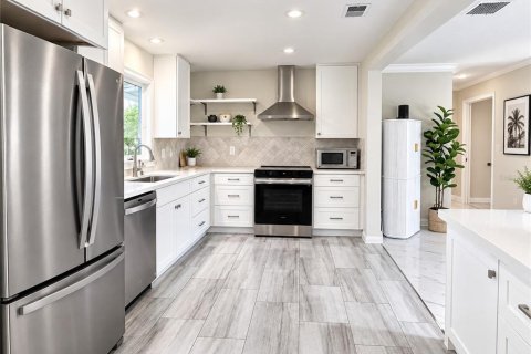 Casa en venta en Sarasota, Florida, 2 dormitorios, 112.04 m2 № 2385897 - foto 8
