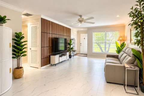 Casa en venta en Sarasota, Florida, 2 dormitorios, 112.04 m2 № 2385897 - foto 3