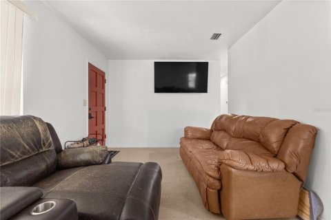 House in Gainesville, Florida 3 bedrooms, 98.1 sq.m. № 2202908 - photo 5