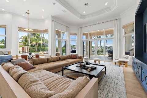 Villa ou maison à vendre à Palm Beach Gardens, Floride: 6 chambres, 683.85 m2 № 2323704 - photo 16