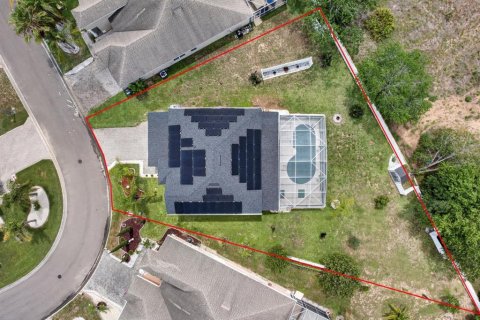 Купить виллу или дом в Дэвенпорт, Флорида 13 комнат, 261.8м2, № 2155835 - фото 4