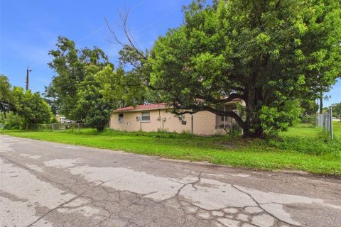 House in Lakeland, Florida 4 bedrooms, 111.48 sq.m. № 1837549 - photo 27