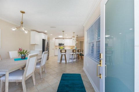 House in Holmes Beach, Florida 3 bedrooms, 149.76 sq.m. № 1740368 - photo 8