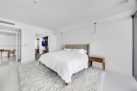 Copropriété à louer à Bal Harbour, Floride: 2 chambres, 234.67 m2 № 1768227 - photo 23