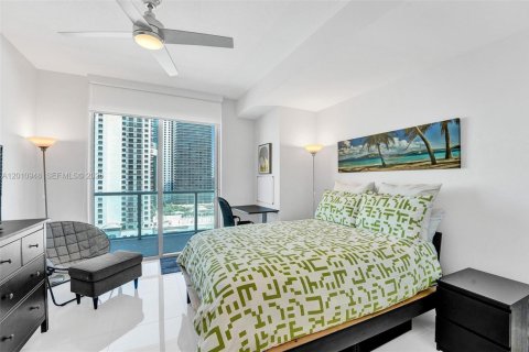 Copropriété à louer à Miami, Floride: 2 chambres, 102.1 m2 № 2073785 - photo 14