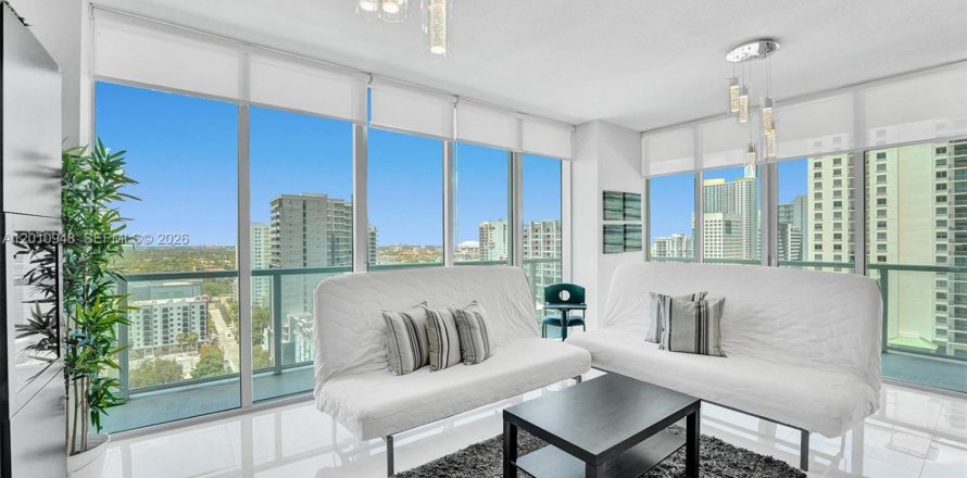 Condo à Miami, Floride, 2 chambres  № 2073785