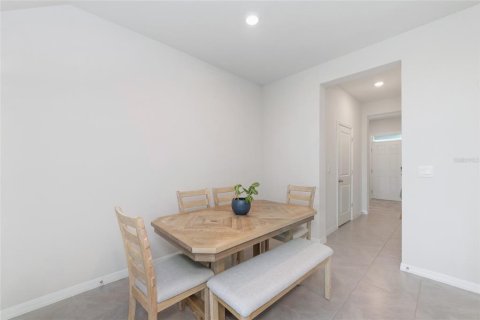 Touwnhouse à vendre à Bradenton, Floride: 3 chambres, 155.43 m2 № 2377595 - photo 17