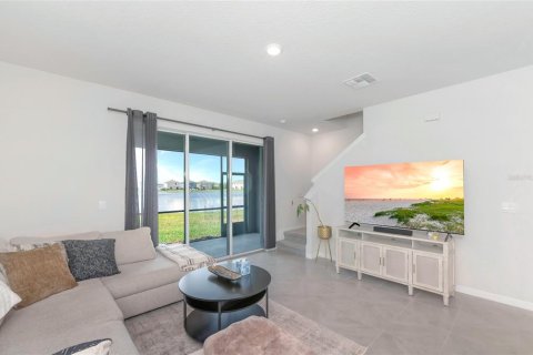 Touwnhouse à vendre à Bradenton, Floride: 3 chambres, 155.43 m2 № 2377595 - photo 15