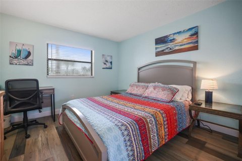 Condominio en venta en Madeira Beach, Florida, 2 dormitorios, 106.84 m2 № 1913233 - foto 27