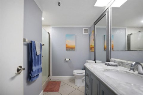 Condominio en venta en Madeira Beach, Florida, 2 dormitorios, 106.84 m2 № 1913233 - foto 24