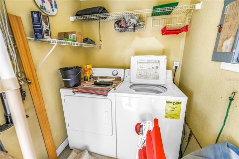 Купить кондоминиум в Сент-Питерсберг, Флорида 3 комнаты, 59.46м2, № 2099077 - фото 19