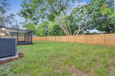 House in Orlando, Florida 3 bedrooms, 123.1 sq.m. № 2208850 - photo 20