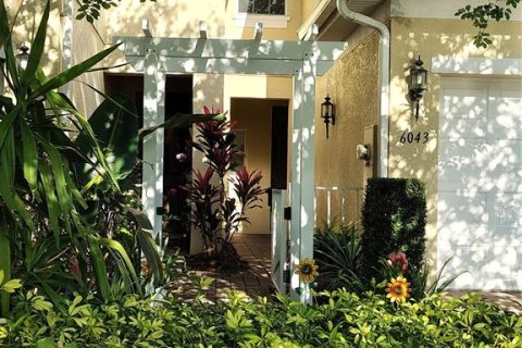 Townhouse in Orlando, Florida 3 bedrooms, 134.99 sq.m. № 1720166 - photo 2