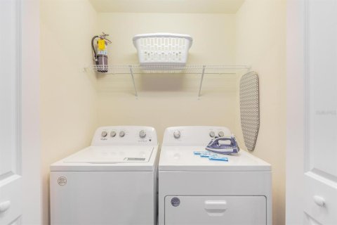 Touwnhouse à vendre à Davenport, Floride: 5 chambres, 213.02 m2 № 2102654 - photo 20