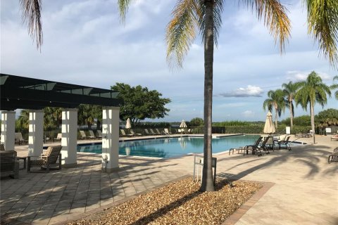 House in Bradenton, Florida 2 bedrooms, 160.81 sq.m. № 2230319 - photo 19