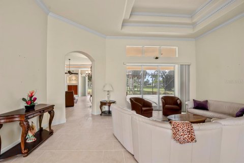 House in Bradenton, Florida 4 bedrooms, 312.06 sq.m. № 2151728 - photo 13