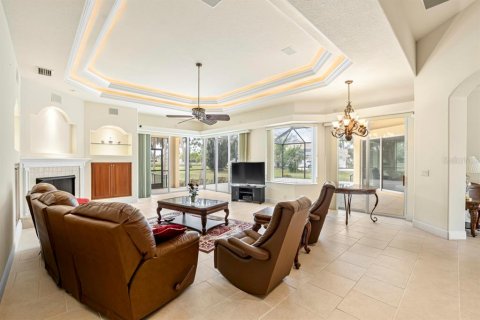 House in Bradenton, Florida 4 bedrooms, 312.06 sq.m. № 2151728 - photo 16