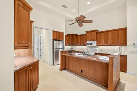 House in Bradenton, Florida 4 bedrooms, 312.06 sq.m. № 2151728 - photo 21