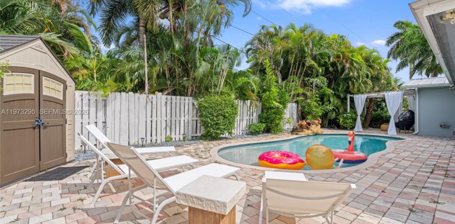 Villa ou maison à Fort Lauderdale, Floride 3 chambres, 142.51 m2 № 2033888