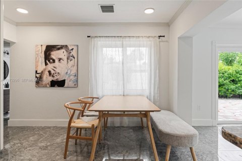 Villa ou maison à vendre à Fort Lauderdale, Floride: 3 chambres, 142.51 m2 № 2033888 - photo 8