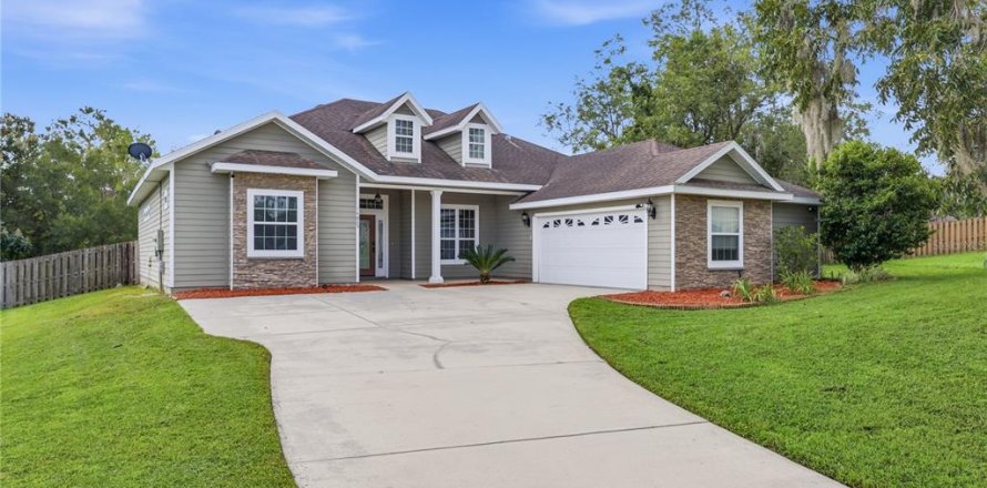 Villa ou maison à Alachua, Floride 4 chambres, 198.35 m2 № 2349559