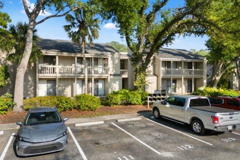Condo in Sarasota, Florida, 2 bedrooms  № 2240002 - photo 2