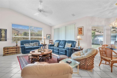 Casa en venta en Weston, Florida, 4 dormitorios, 246.38 m2 № 2063016 - foto 12