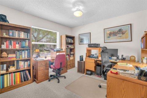 Casa en venta en Weston, Florida, 4 dormitorios, 246.38 m2 № 2063016 - foto 18