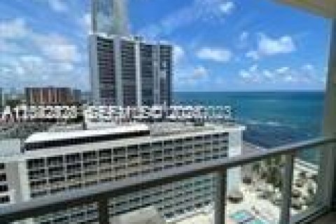 Condo in Sunny Isles Beach, Florida, 2 bedrooms  № 2185935