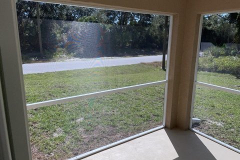 Villa ou maison à louer à North Port, Floride: 3 chambres, 132.57 m2 № 2406483 - photo 3