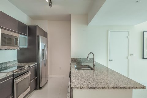 Купить кондоминиум в Майами, Флорида 2 спальни, 103.4м2, № 1988315 - фото 6