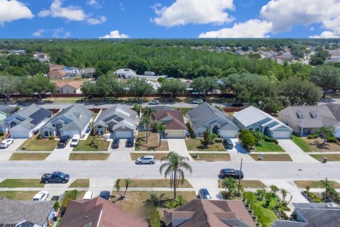 House in Kissimmee, Florida 3 bedrooms, 111.95 sq.m. № 1657736 - photo 7