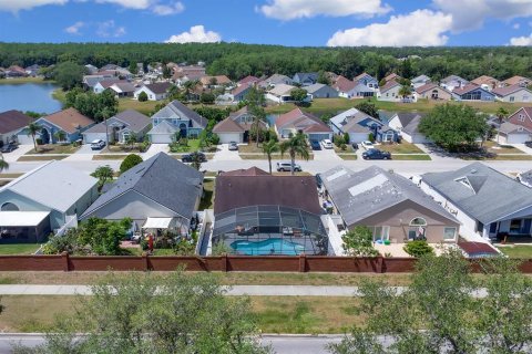 Casa en venta en Kissimmee, Florida, 3 dormitorios, 111.95 m2 № 1657736 - foto 9