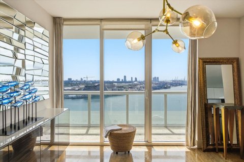 Купить кондоминиум в Майами, Флорида 4 спальни, 284.19м2, № 2086065 - фото 12