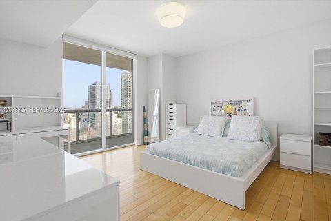 Купить кондоминиум в Майами, Флорида 4 спальни, 284.19м2, № 2086065 - фото 19