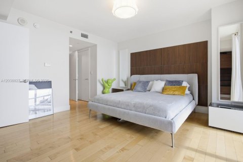 Купить кондоминиум в Майами, Флорида 4 спальни, 284.19м2, № 2086065 - фото 16